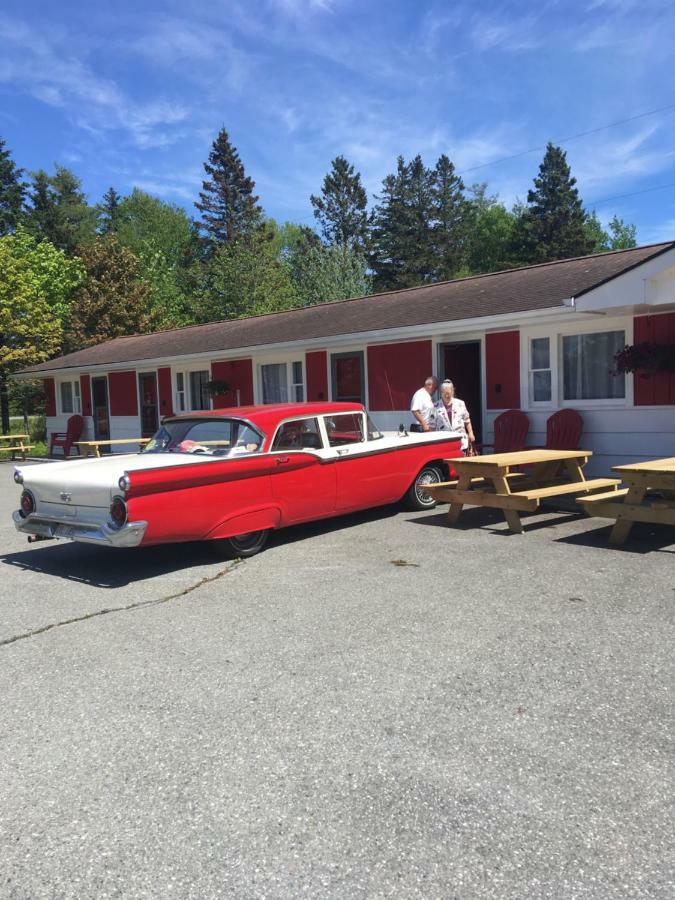 Webbers Lake Charlotte Motel Queen And Double Bed Exterior foto